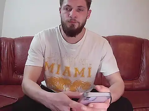 jimmyy_'s Live XXX Chat