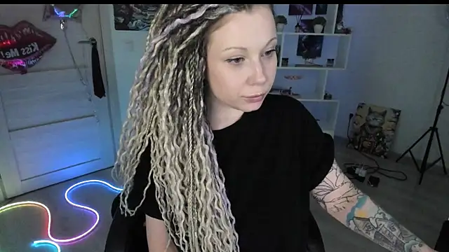 HoneySallyMoore Chat XXX in diretta