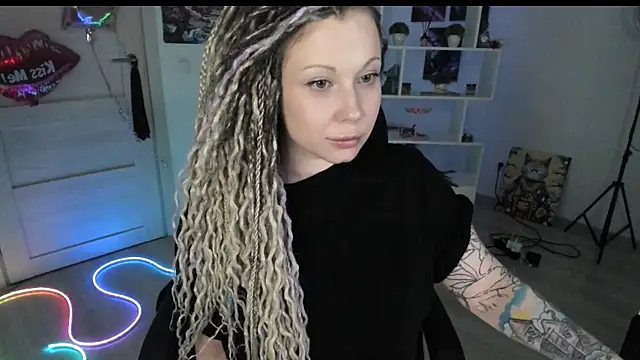 HoneySallyMoore's Live XXX Chat