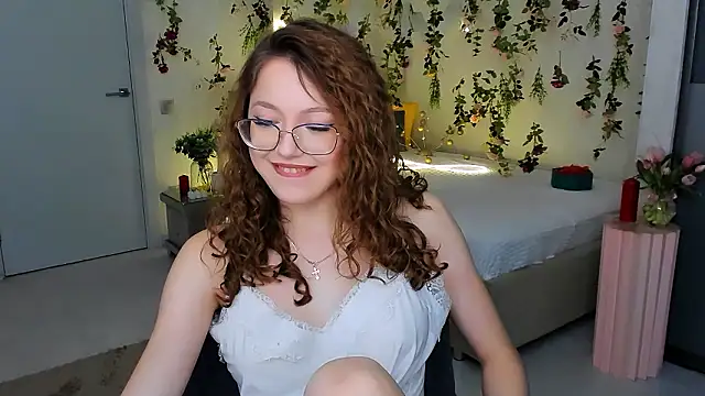 XXX chat uživo modela SereneFlame