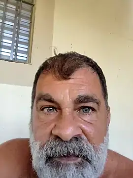 Peludo173317 élő XXX-chatje