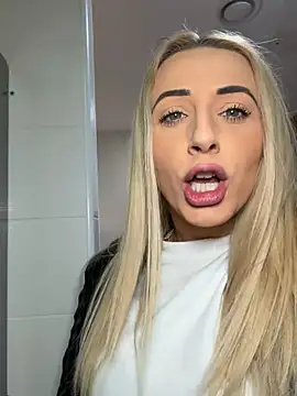 Chat XXX en directo de Strongqueen