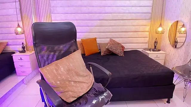 Chat +18 de VictoriaaBlair ao vivo