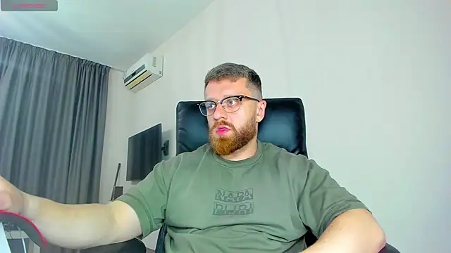 Findom_guy – Naživo XXX chat