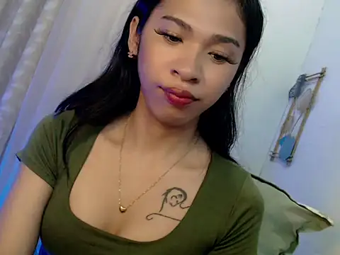 ZoeyTuazon's Webcam Show