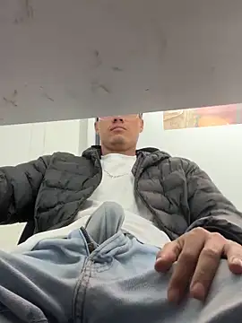 TavoHot_ Show in webcam