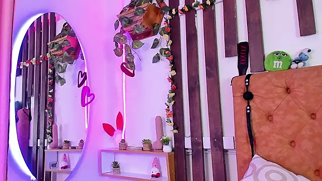 MeowMota_ Show Webcam