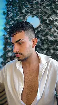 juancho_hairy: διαδικτυακό σόου στην κάμερα