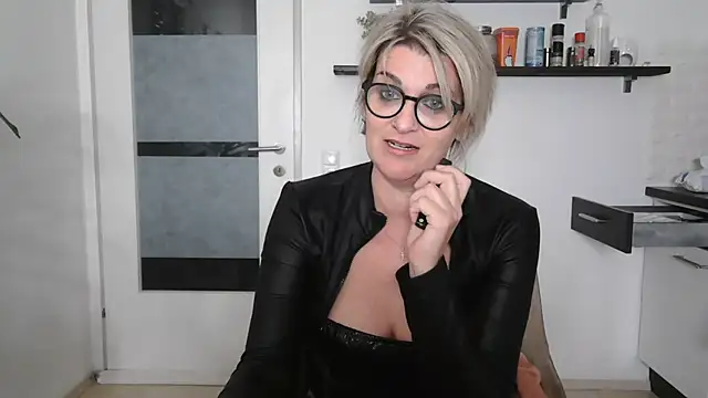 Živý XXX chat hexe40002