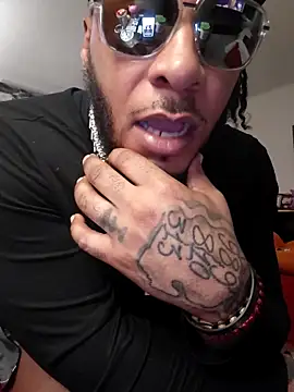 TooGoodConway23: онлайн-секс-чат