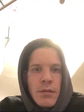 Spielzeugtwink 在線直播表演