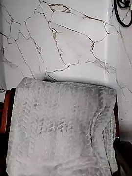 دردشة QUEENZAZA الجنسية المباشرة