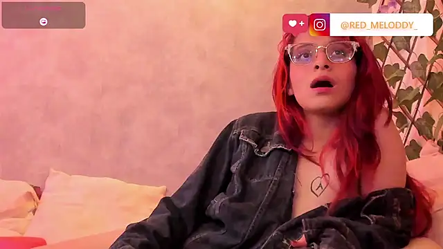 دردشة RedMeloddy الجنسية المباشرة