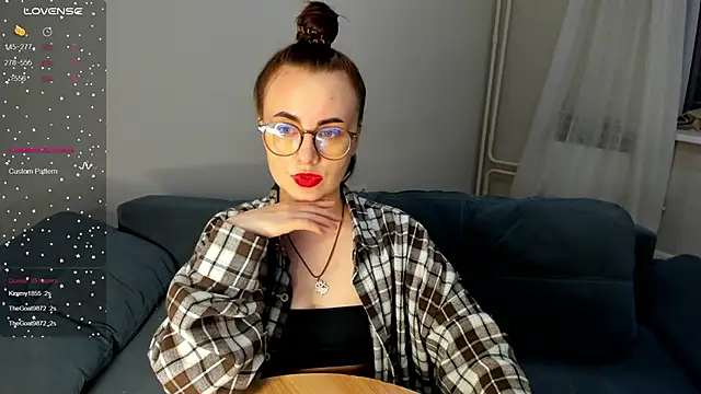 دردشة MewStella الجنسية المباشرة