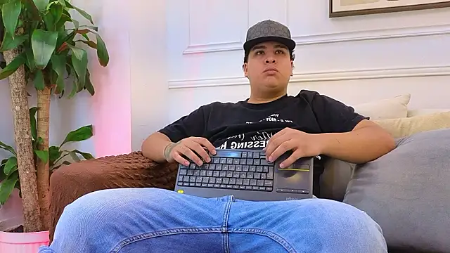 Živý XXX chat Naim_Bennetsex