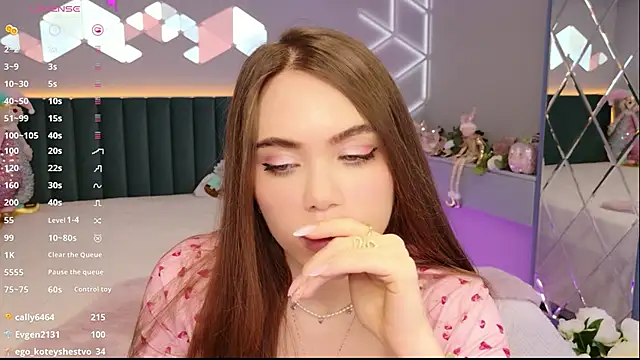 MimiForce live XXX chat