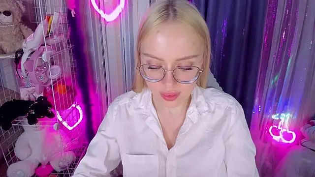 CeaneLino Chat XXX in diretta