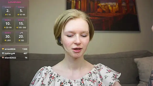 ToyaPletz Chat XXX in diretta