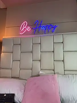 MiaCamille_ Chat XXX in diretta