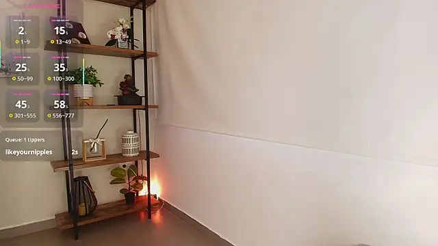 Sassy--Girl Live XXX-Chat