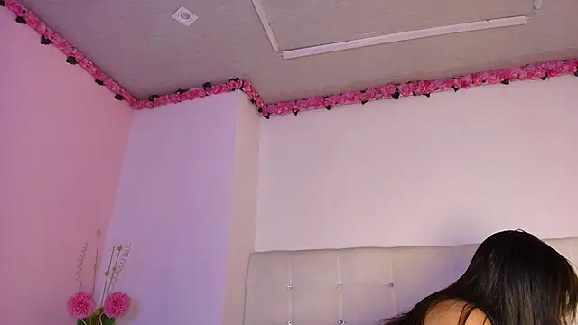 lilyth_bloom's Live XXX Chat