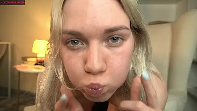 DianeHonnette's Live XXX Chat