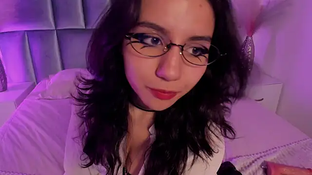 HollyPeach's Live XXX Chat