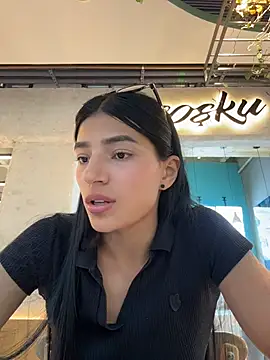 Chat +18 de Ema_Rose_ ao vivo