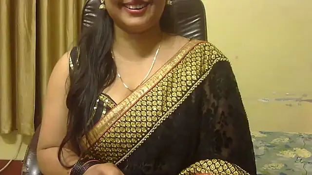 PUCHEJAAN élő XXX-chatje