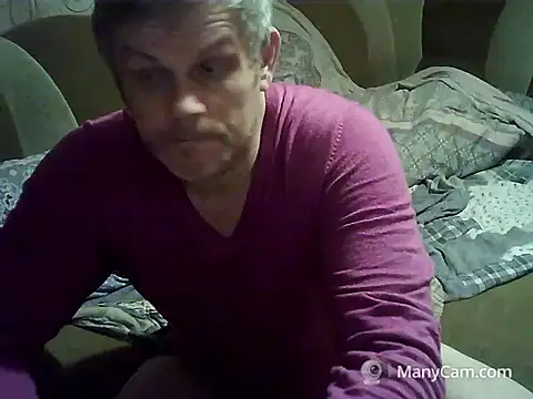 Mr__XX: διαδικτυακό σόου στην κάμερα