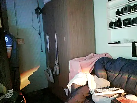 Chat +18 de boyhigh1997 ao vivo