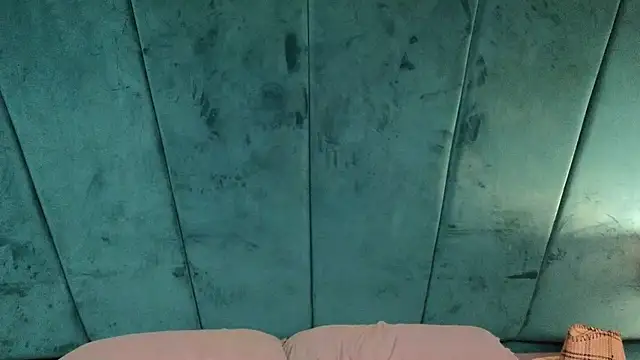 Chat +18 de Aaron_Eze ao vivo