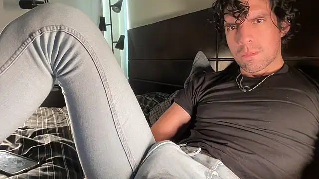 beranco19: διαδικτυακό σόου στην κάμερα