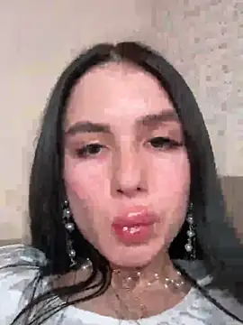 SofiaLaLightのウェブカメラショー