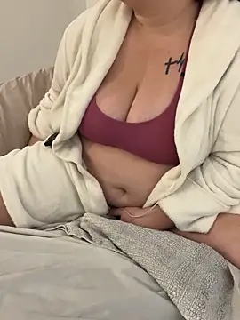 sweeti_Em Live XXX Chat