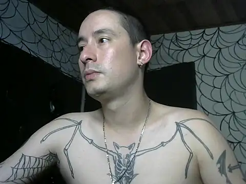 vampireathome's Webcam Show