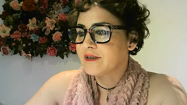 zaidapink1990's Webcam Show