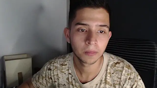 harold_18_: απευθείας συνομιλία ΧΧΧ