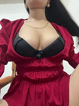 Thirsty_Malika Chat XXX in diretta