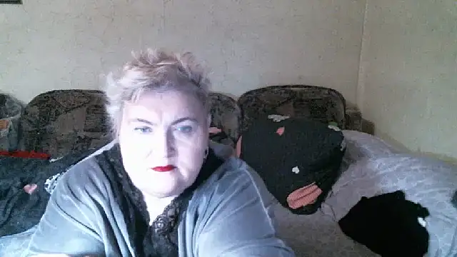 Lana555's Live XXX Chat