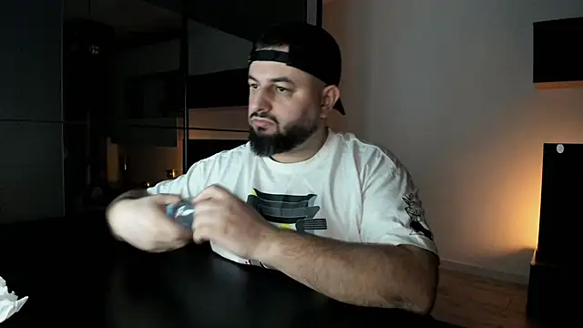 DravenPeak: απευθείας συνομιλία ΧΧΧ