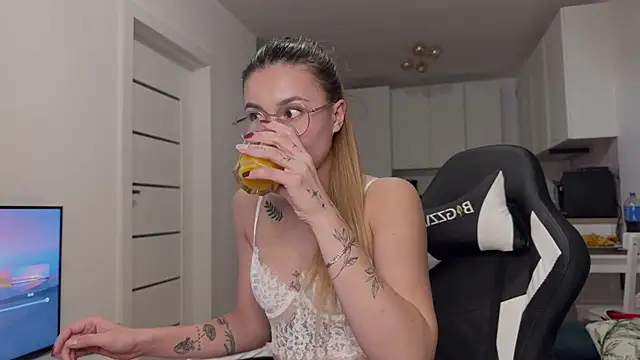 reallove_x 라이브 XXX 채팅