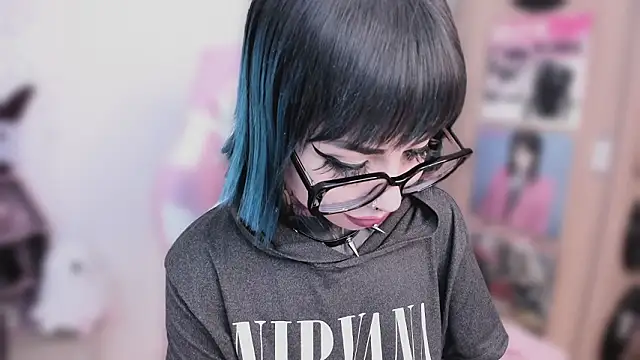 Онлайн чат XXX shes_creepy