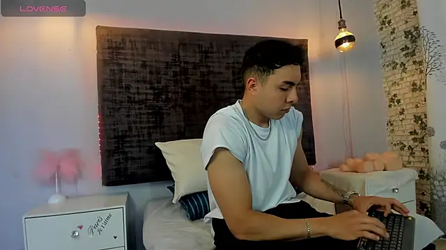 baby_west: απευθείας συνομιλία ΧΧΧ