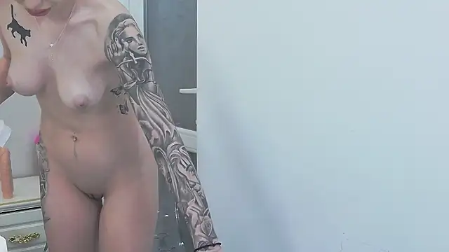 NycoleQuinn's Live XXX Chat