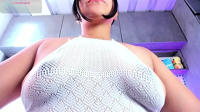 Chatroom XXX en direct de vickylatina_