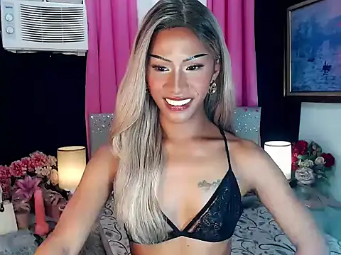 Chat +18 de Tarah_MC_Actressex ao vivo