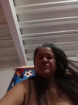 CheekySnowQueen_69 Adlı Modelin Web Kamerası Şovu