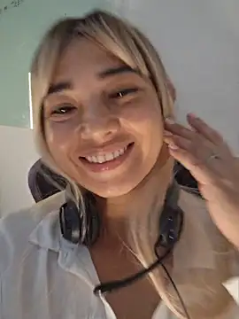 Sexy-CallCenter's Live XXX Chat