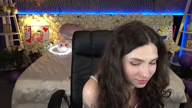 BabyFlowerr: онлайн-секс-чат